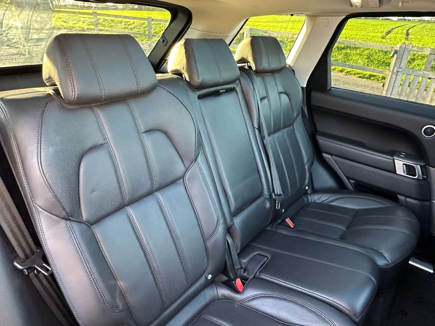 Used Land Rover Range Rover Sport 2015 for sale - 76687502: Photo 14