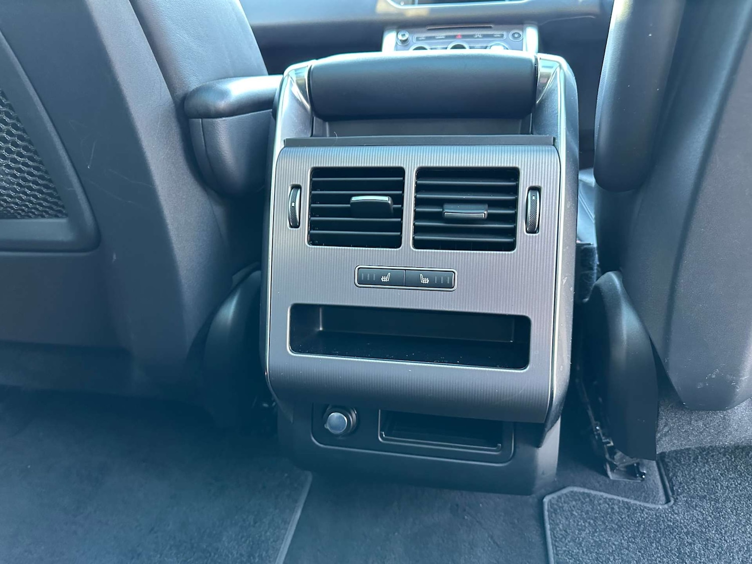 Used Land Rover Range Rover Sport 2015 for sale - 76687502: Photo 16