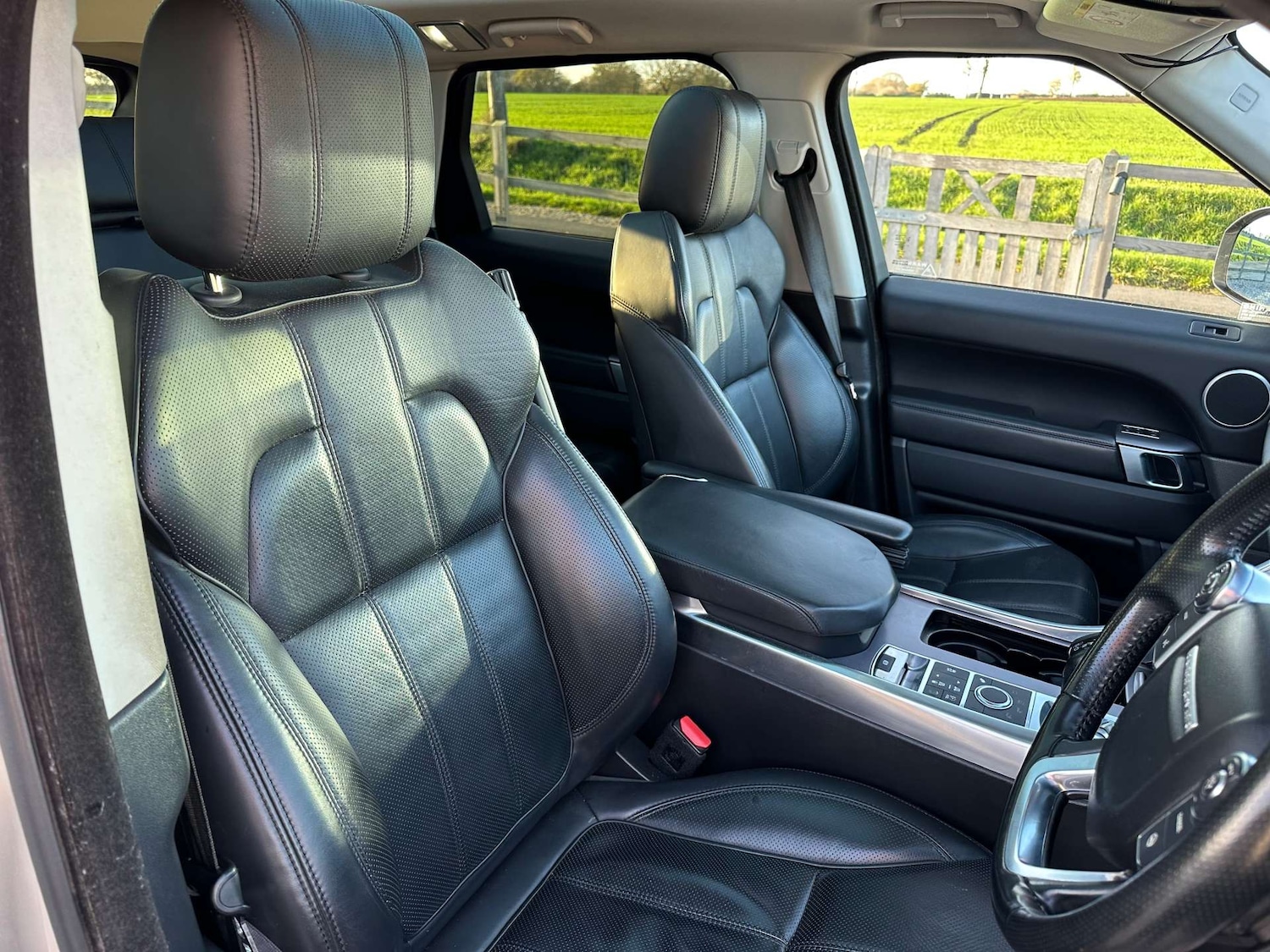 Used Land Rover Range Rover Sport 2015 for sale - 76687502: Photo 17