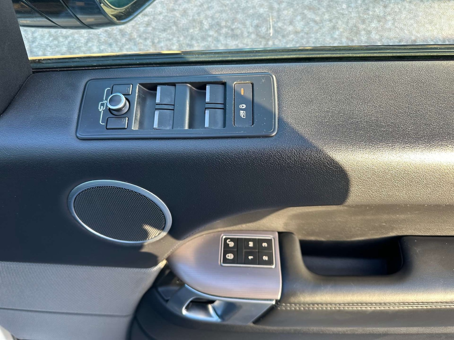 Used Land Rover Range Rover Sport 2015 for sale - 76687502: Photo 24