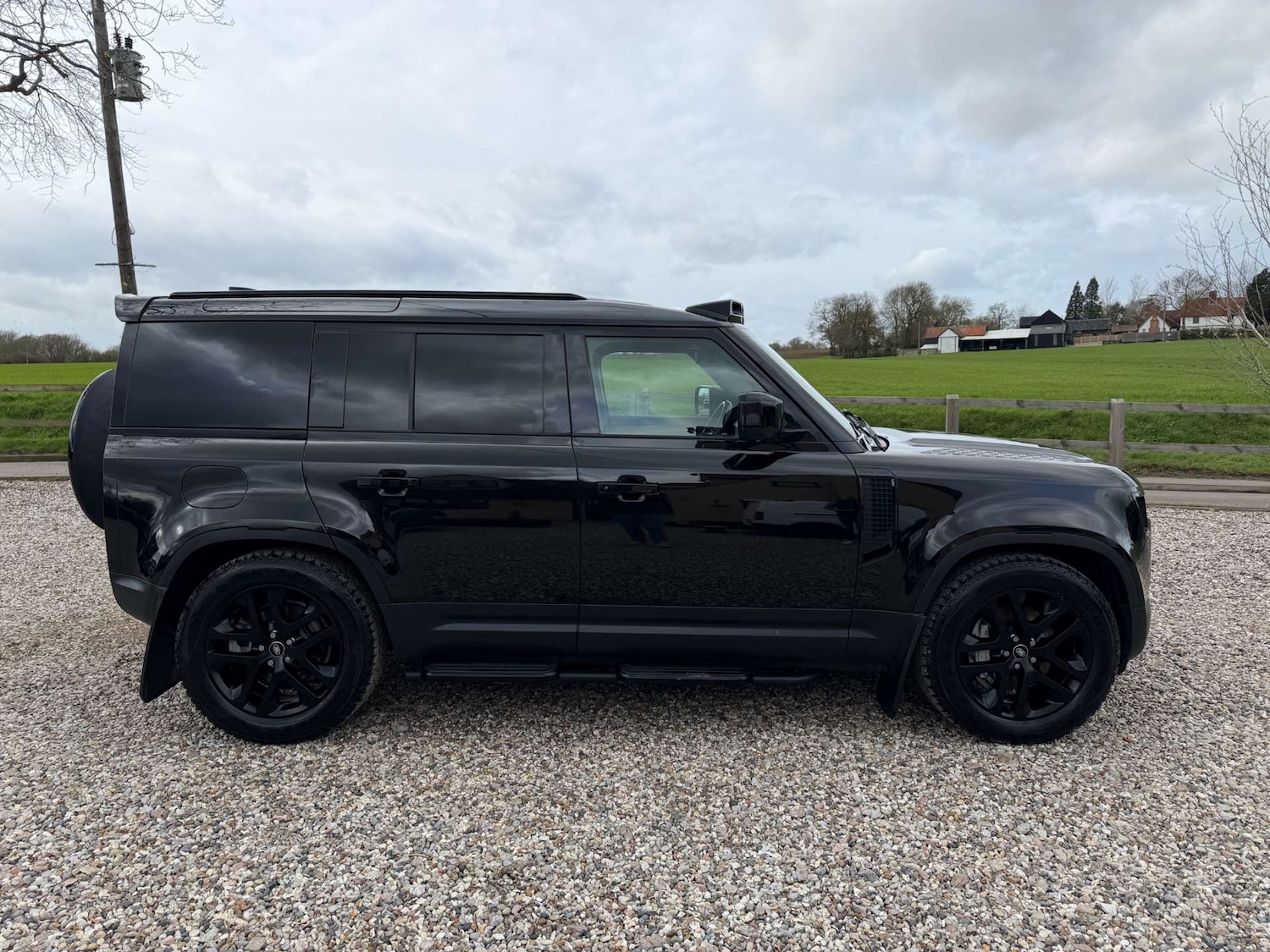 Used Land Rover Defender 2022 for sale - 78213091: Photo 6