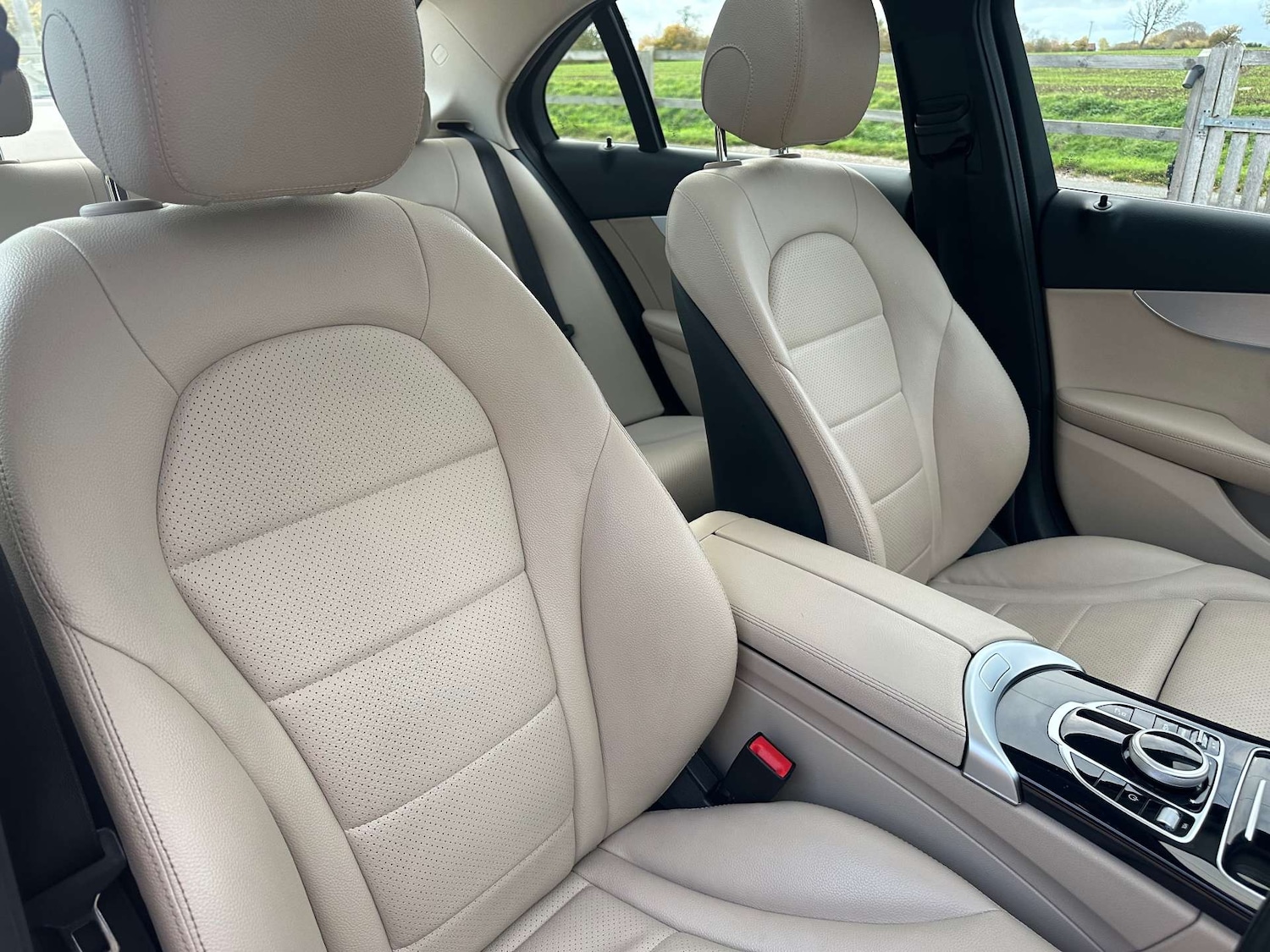 Used Mercedes-Benz C Class 2017 for sale - 76453808: Photo 16