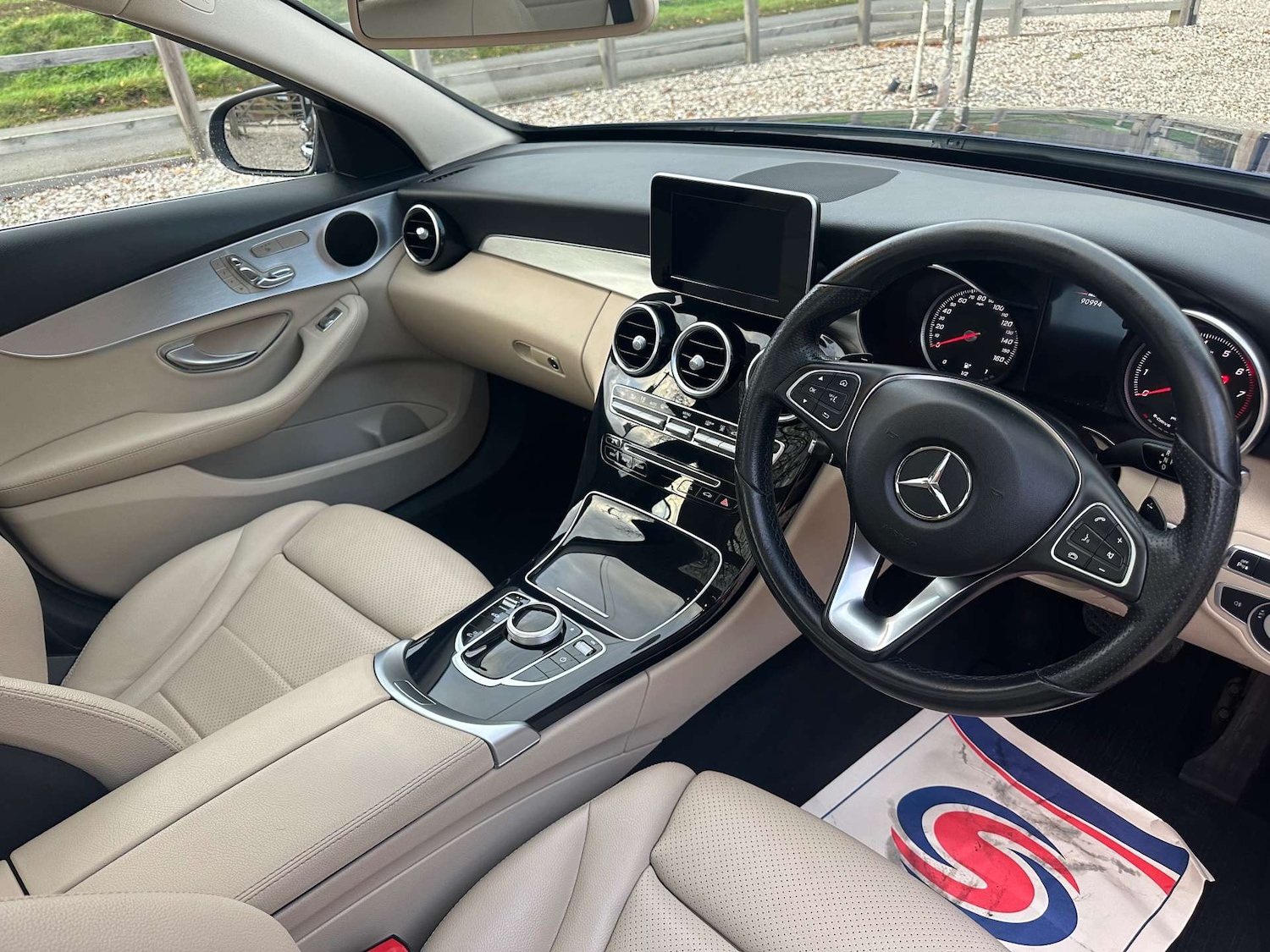 Used Mercedes-Benz C Class 2017 for sale - 76453808: Photo 17