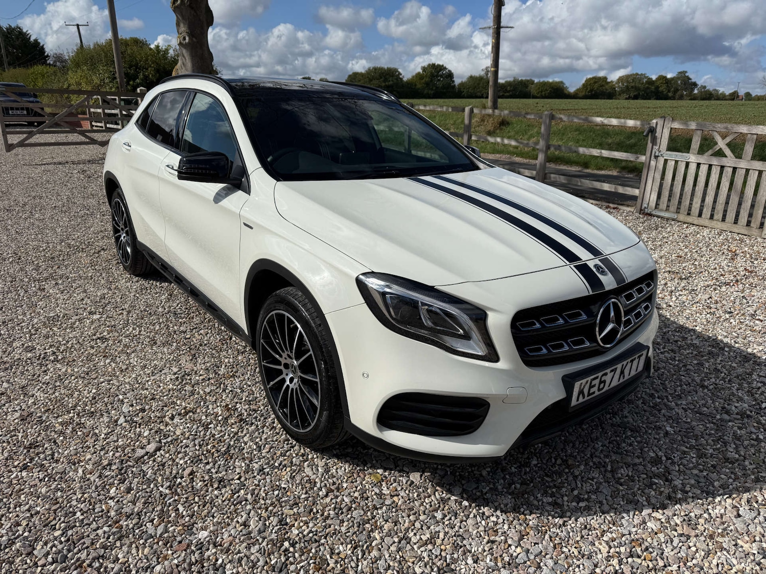 Used Mercedes-Benz GLA 2017 for sale - 76027742: Photo 1
