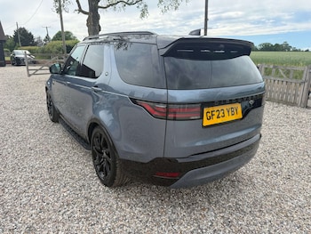 Used Land Rover Discovery 2023 for sale - 78749872: Photo