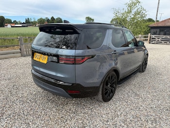 Used Land Rover Discovery 2023 for sale - 78749872: Photo