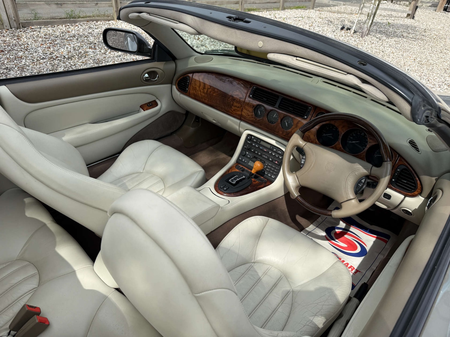 Used Jaguar XKR 1999 for sale - 78111309: Photo 17