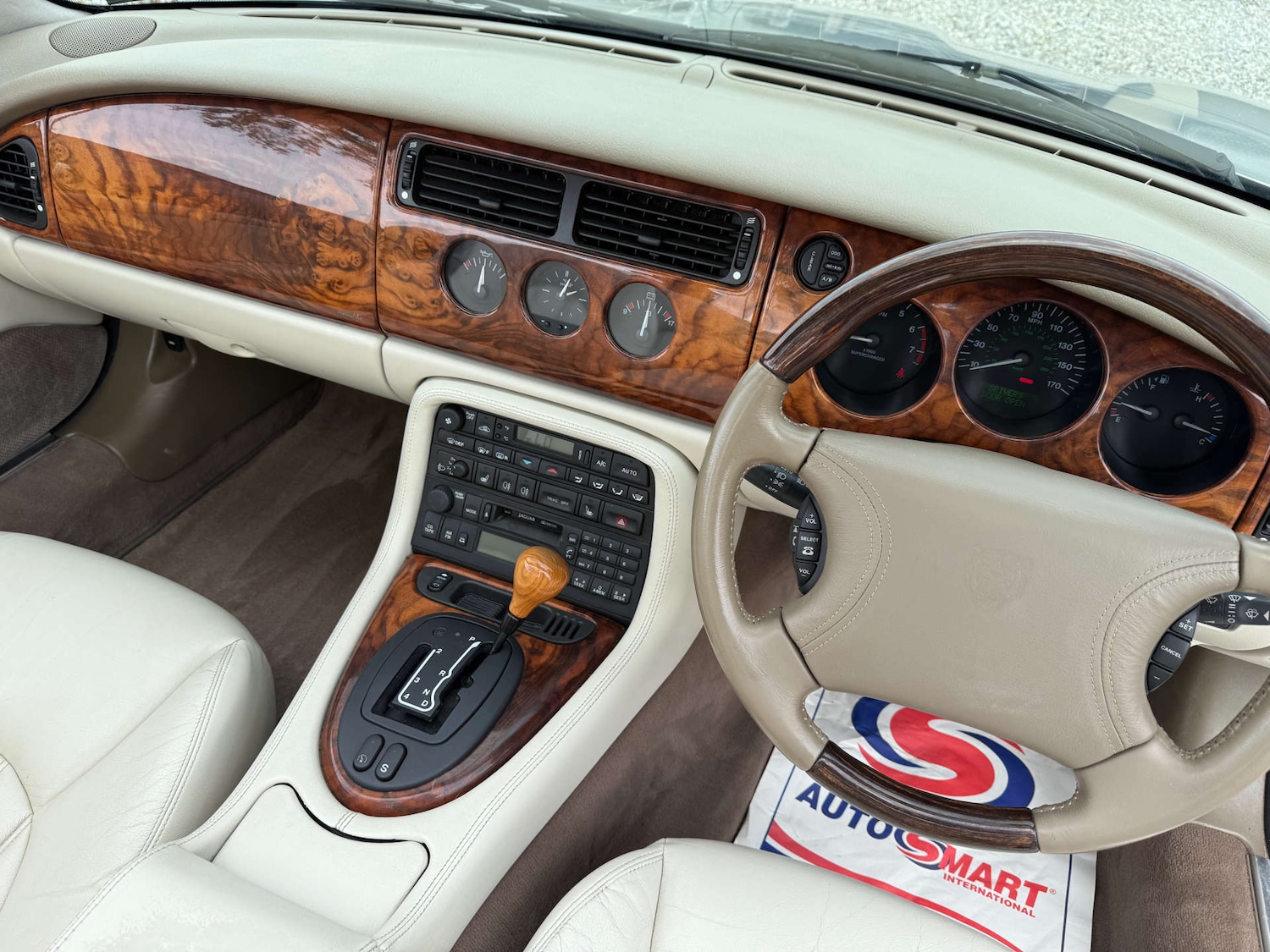 Used Jaguar XKR 1999 for sale - 78111309: Photo 20