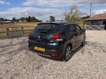 Used Peugeot 3008 2015 for sale - 79835016: Photo