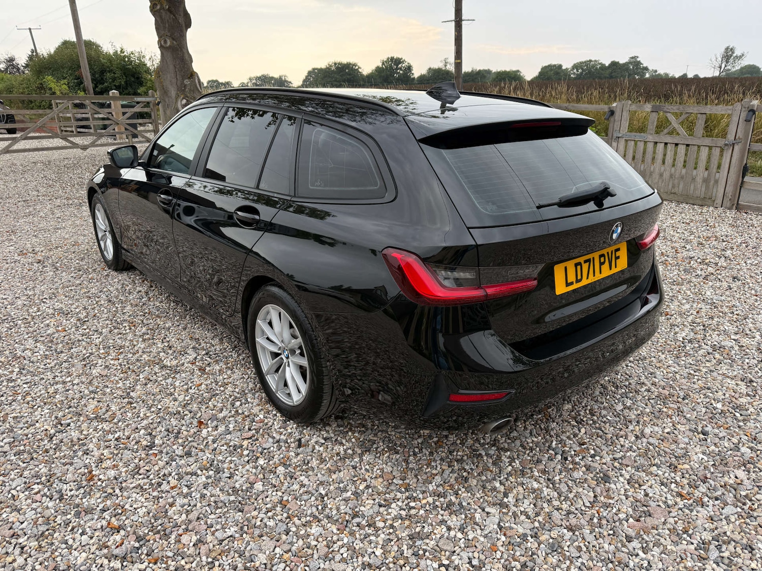 Used BMW 3 Series 2021 for sale - 76379436: Photo 3