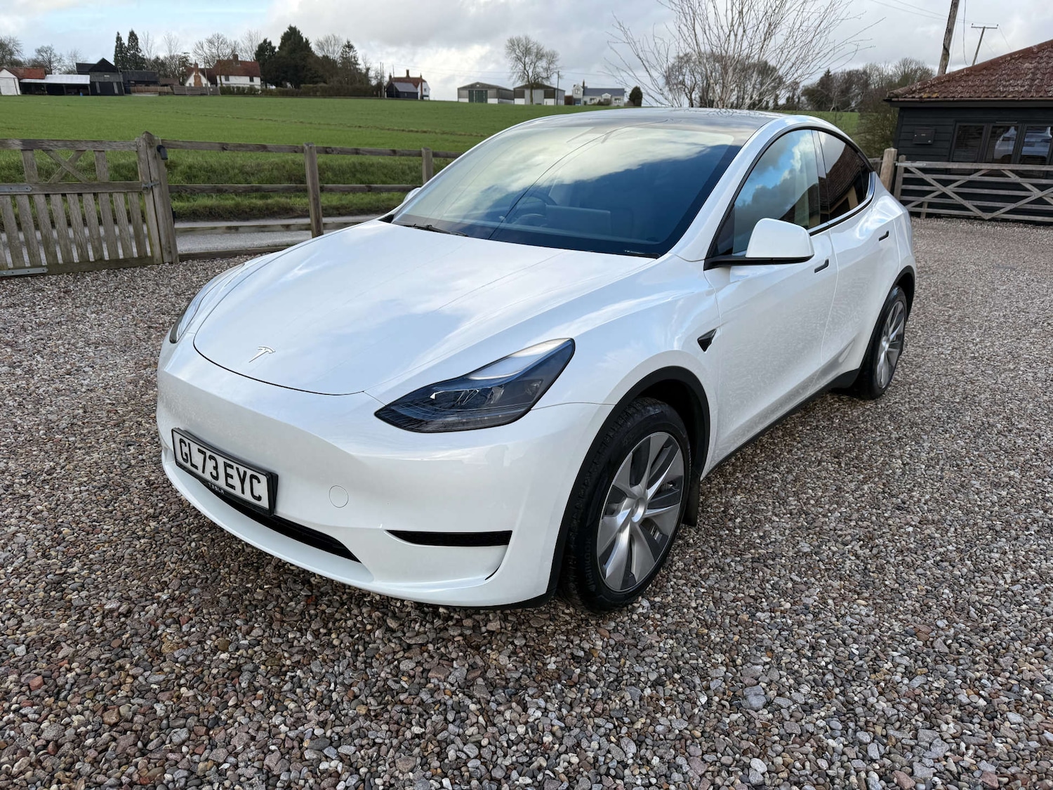 Used Tesla Model Y 2023 for sale - 77383366: Photo 2