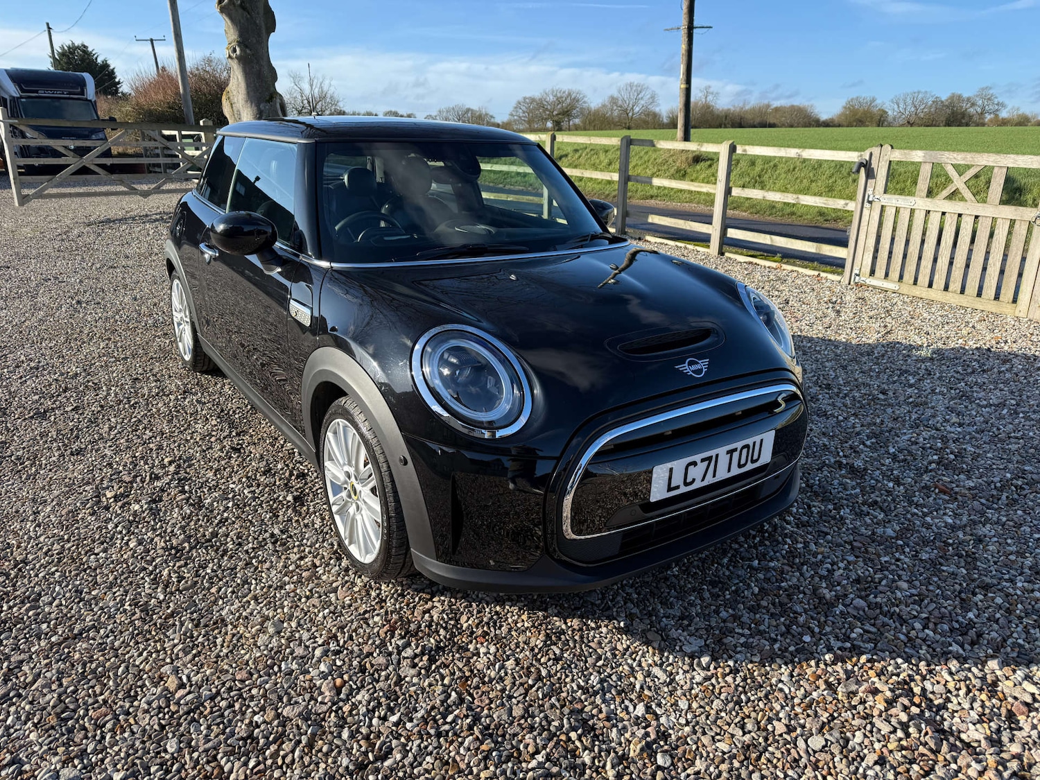 Used MINI Hatch 2021 for sale - 77312201: Photo 1