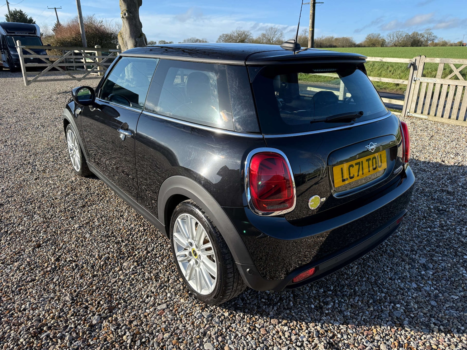 Used MINI Hatch 2021 for sale - 77312201: Photo 3