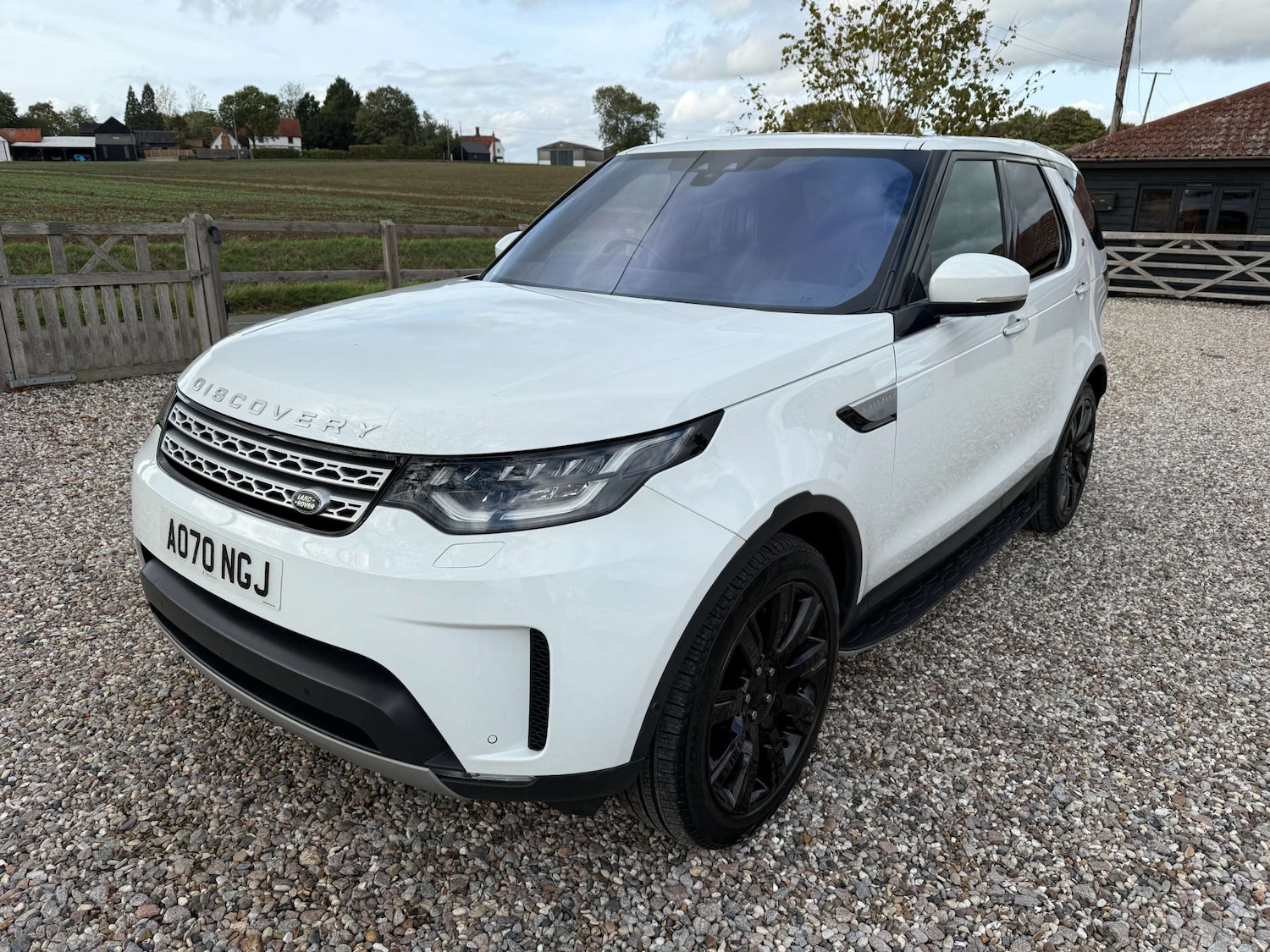 Used Land Rover Discovery 2020 for sale - 76007336: Photo 2
