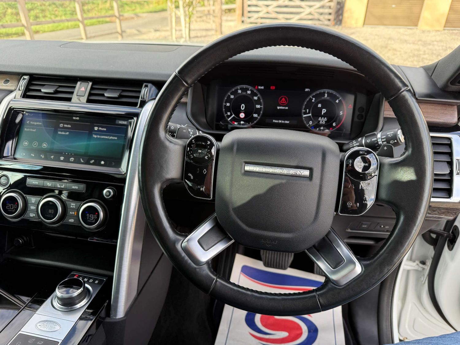 Used Land Rover Discovery 2020 for sale - 76007336: Photo 25