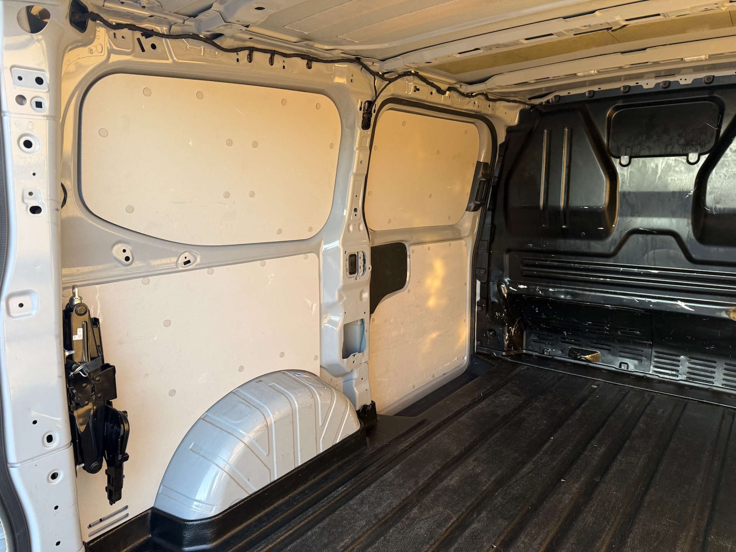 Used Ford Transit Custom 2024 for sale - 77941621: Photo 14