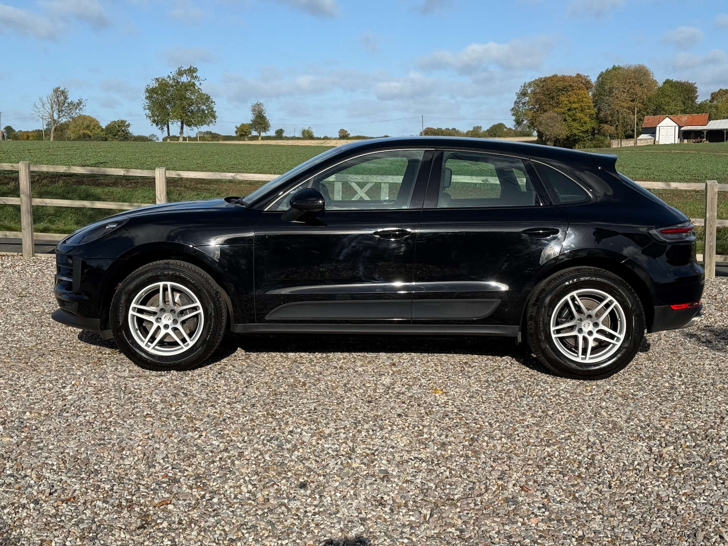 Used Porsche Macan 2019 for sale - 76602041: Photo 5