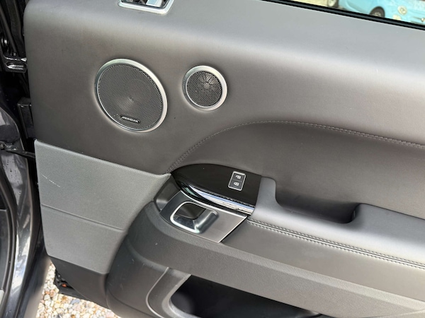 Used Land Rover Range Rover Sport 2020 for sale - 76172782: Photo 17