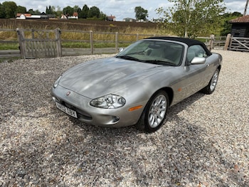 Used Jaguar XKR 1999 for sale - 75432273: Photo