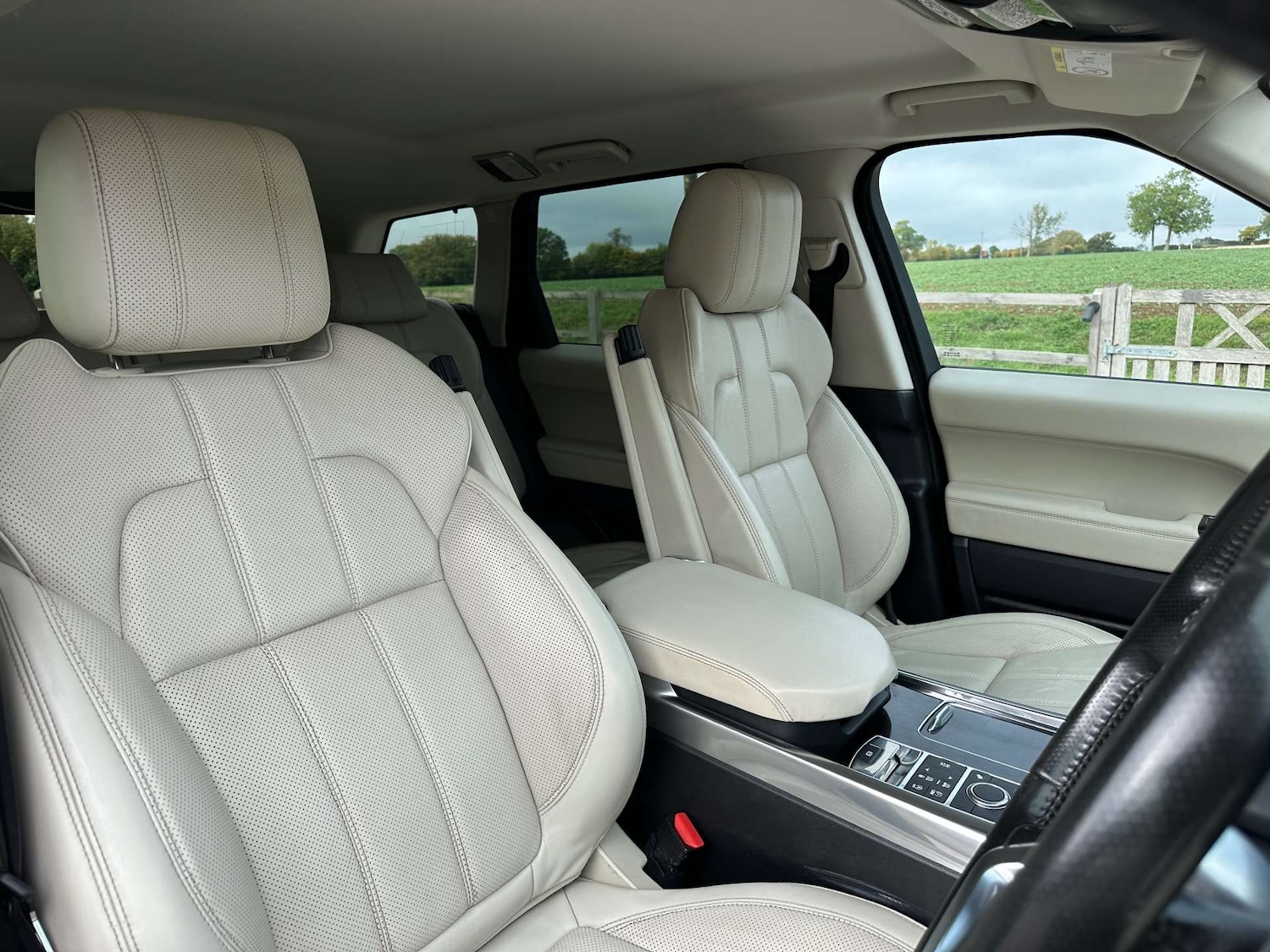 Used Land Rover Range Rover Sport 2017 for sale - 76600663: Photo 18