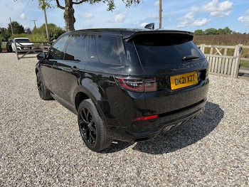Used Land Rover Discovery Sport 2021 for sale - 75533496: Photo