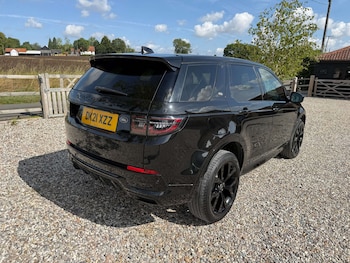 Used Land Rover Discovery Sport 2021 for sale - 75533496: Photo