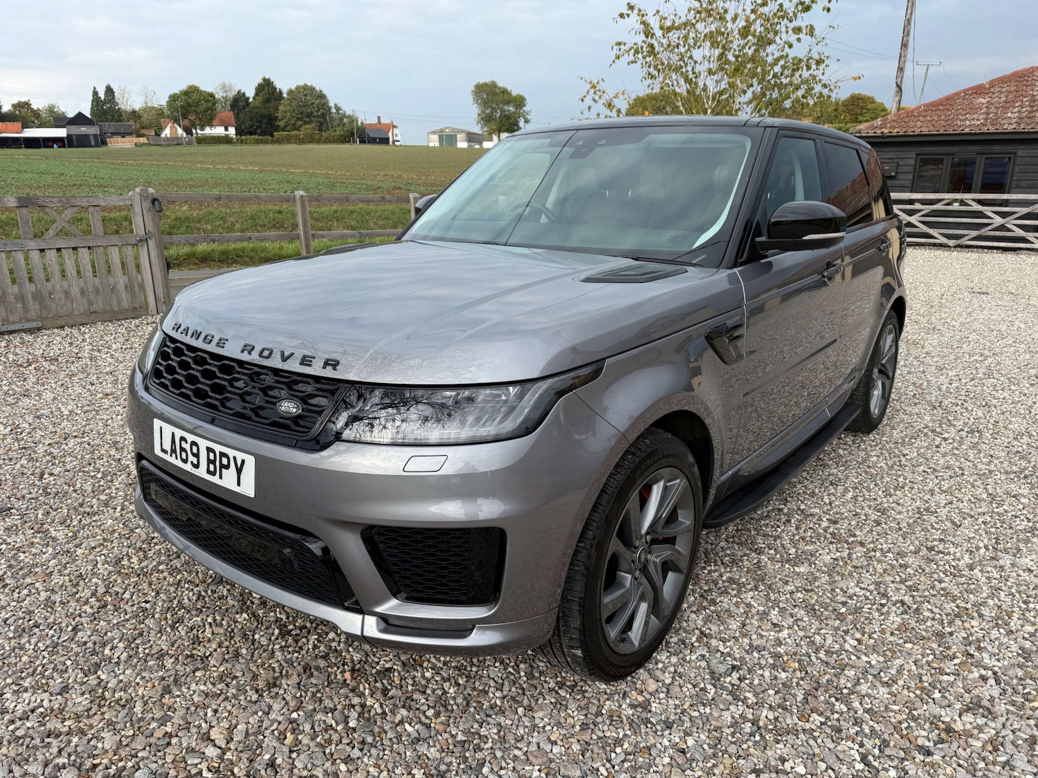 Used Land Rover Range Rover Sport 2019 for sale - 76602218: Photo 2