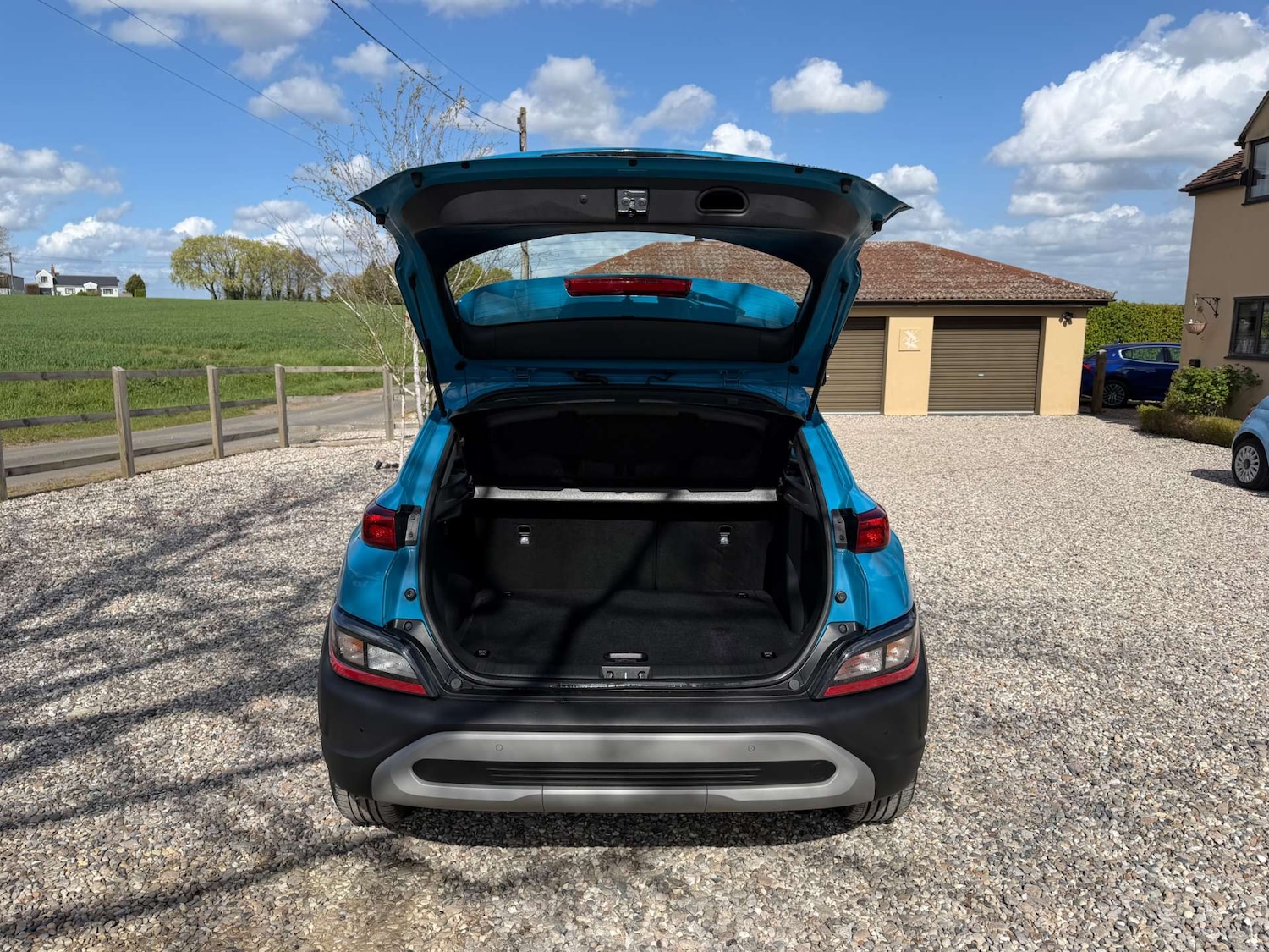 Used Hyundai KONA 2023 for sale - 78218983: Photo 9