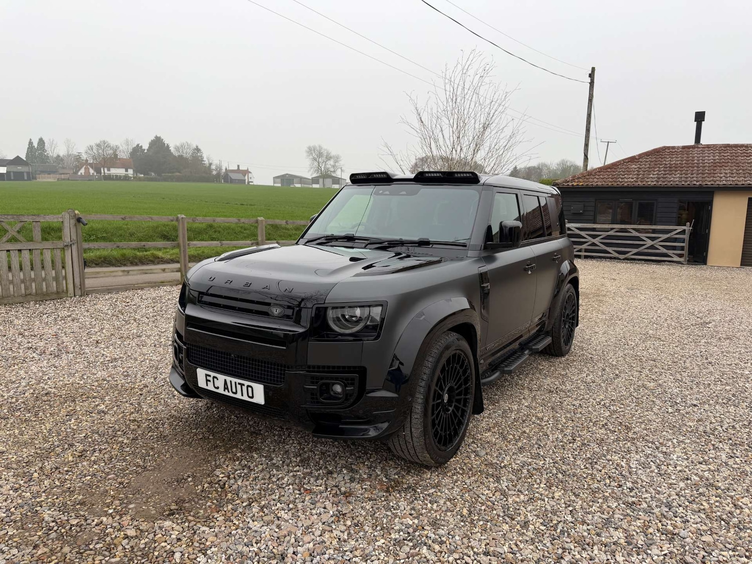 Used Land Rover Defender 2023 for sale - 77798399: Photo 2
