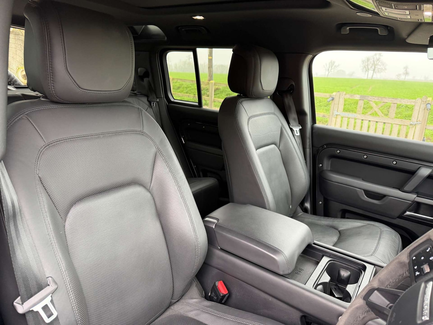 Used Land Rover Defender 2023 for sale - 77798399: Photo 22