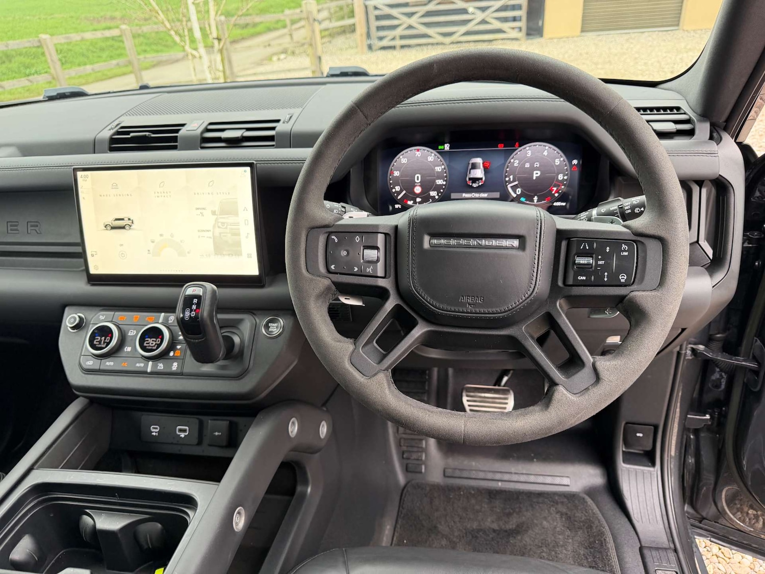 Used Land Rover Defender 2023 for sale - 77798399: Photo 24