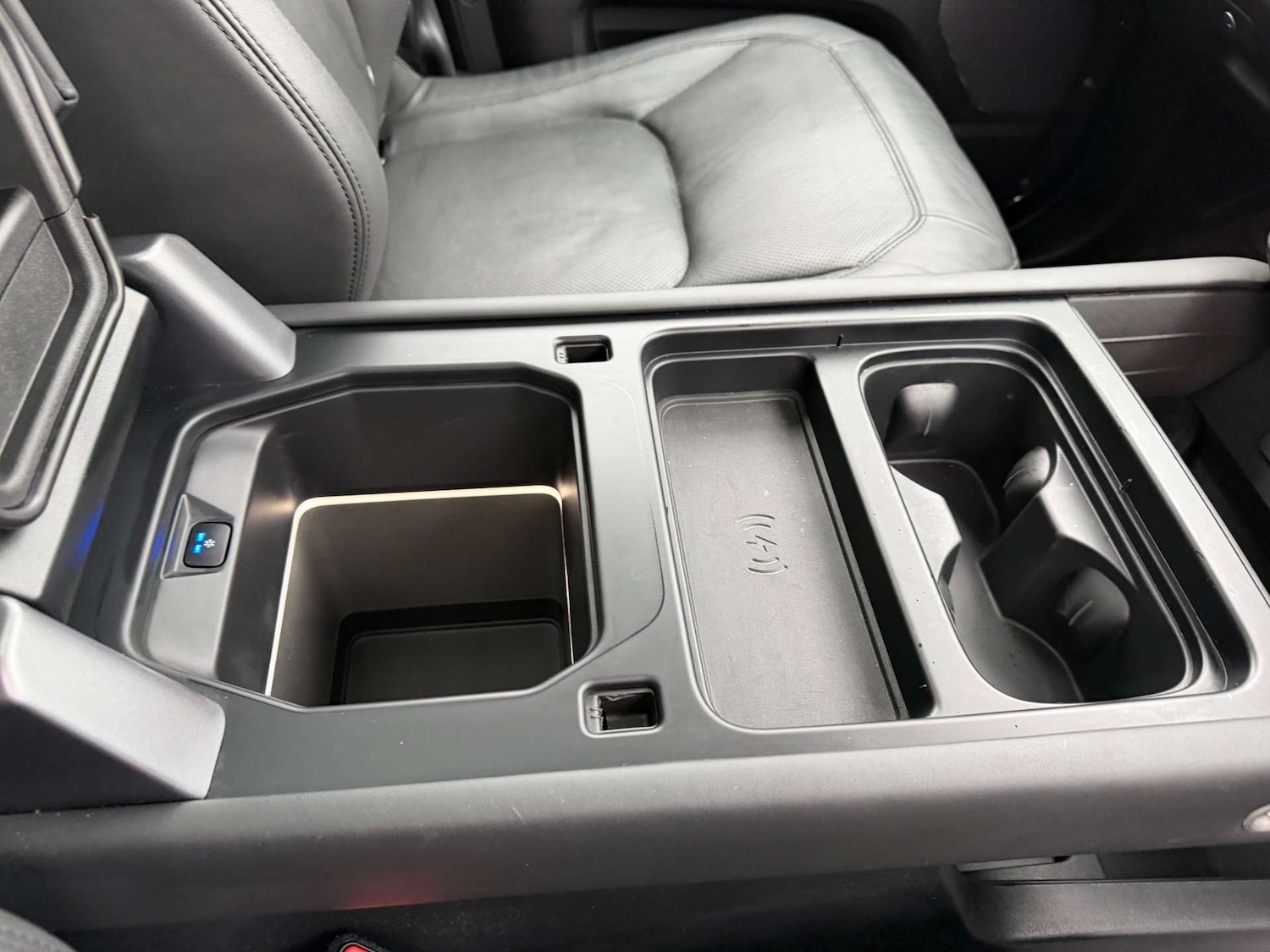 Used Land Rover Defender 2023 for sale - 77798399: Photo 26