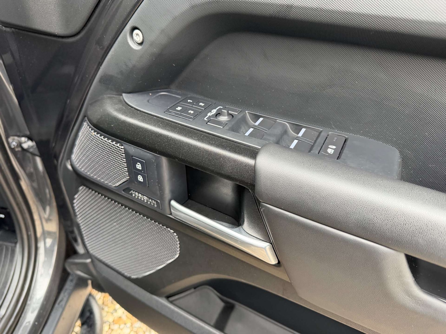 Used Land Rover Defender 2023 for sale - 77798399: Photo 31