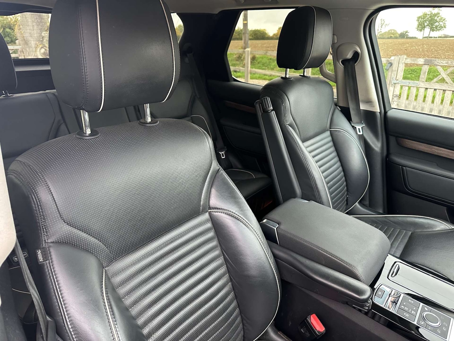 Used Land Rover Discovery 2019 for sale - 76726100: Photo 20