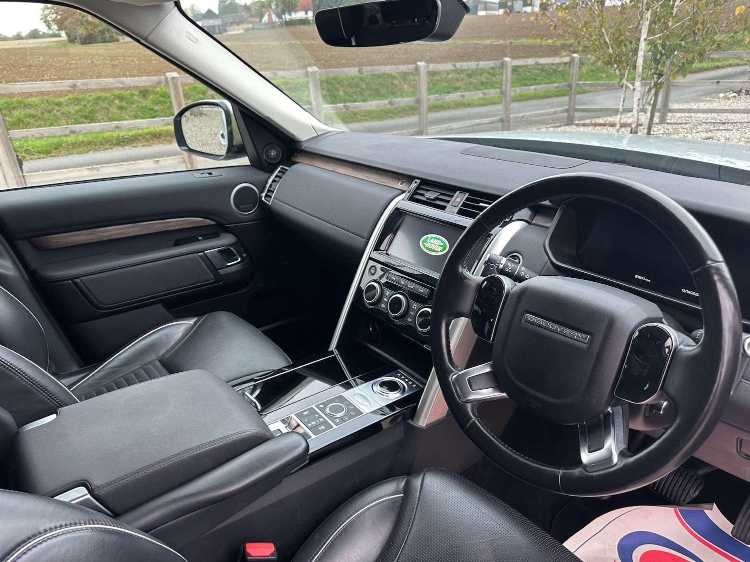 Used Land Rover Discovery 2019 for sale - 76726100: Photo 21