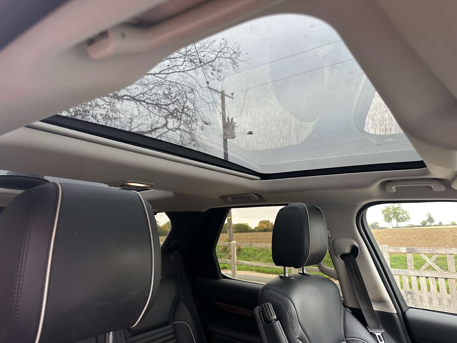 Used Land Rover Discovery 2019 for sale - 76726100: Photo 24