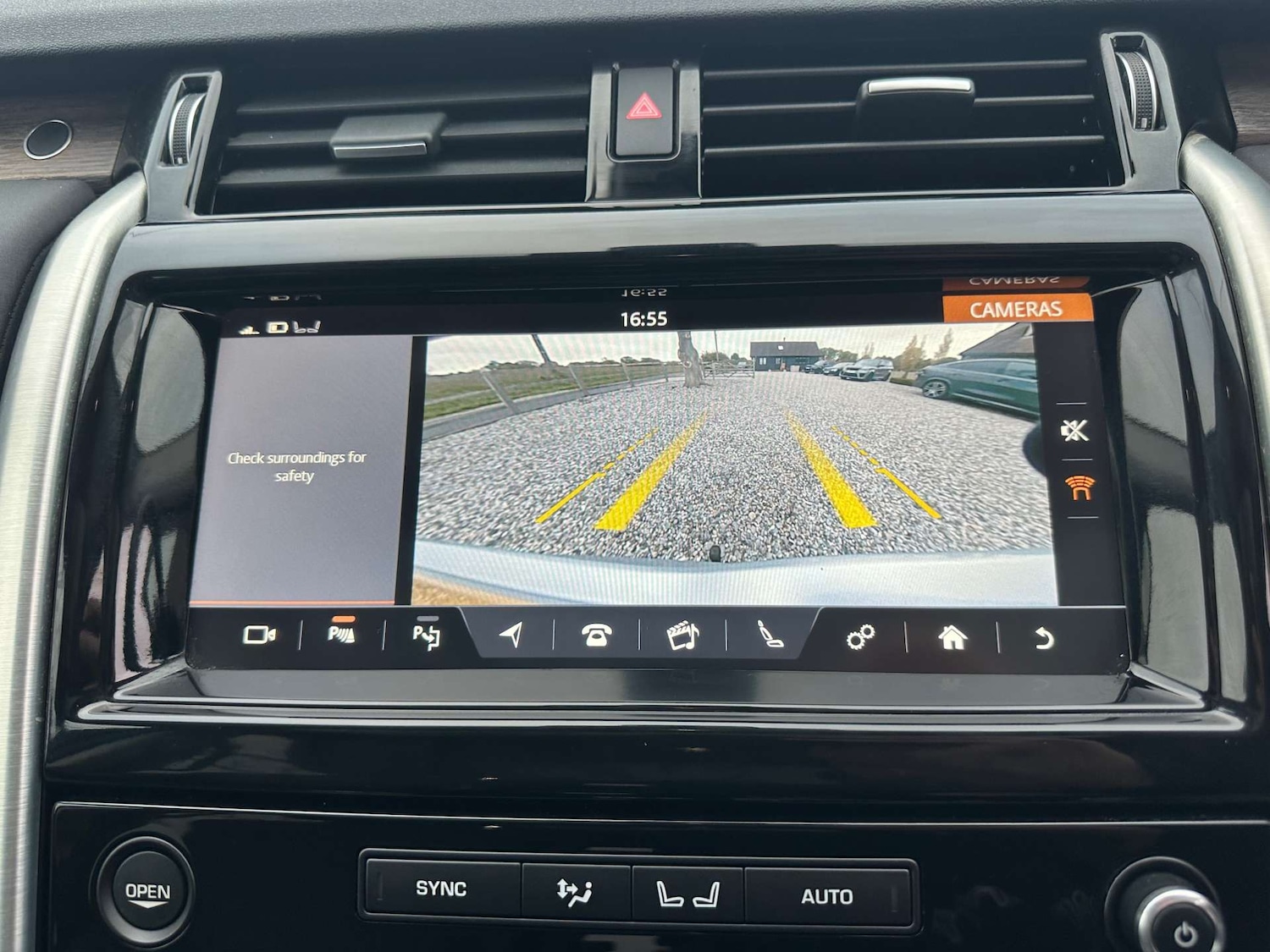 Used Land Rover Discovery 2019 for sale - 76726100: Photo 26