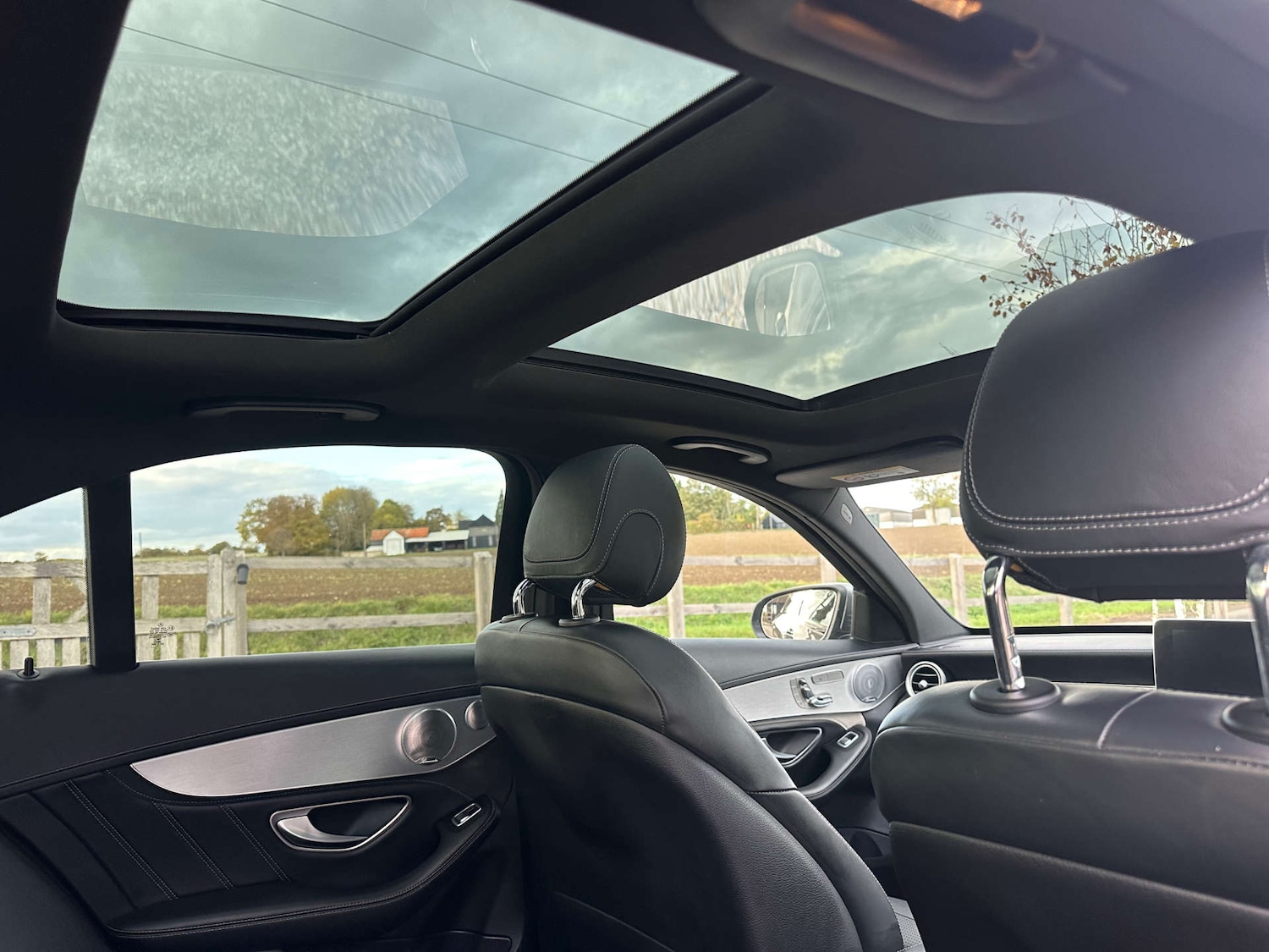 Used Mercedes-Benz C Class 2018 for sale - 76345042: Photo 17