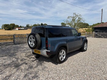 Used Land Rover Defender 2022 for sale - 79407295: Photo