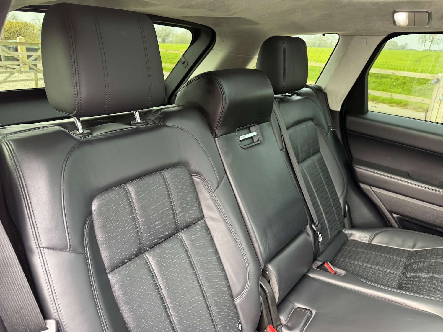 Used Land Rover Range Rover Sport 2018 for sale - 77990017: Photo 17