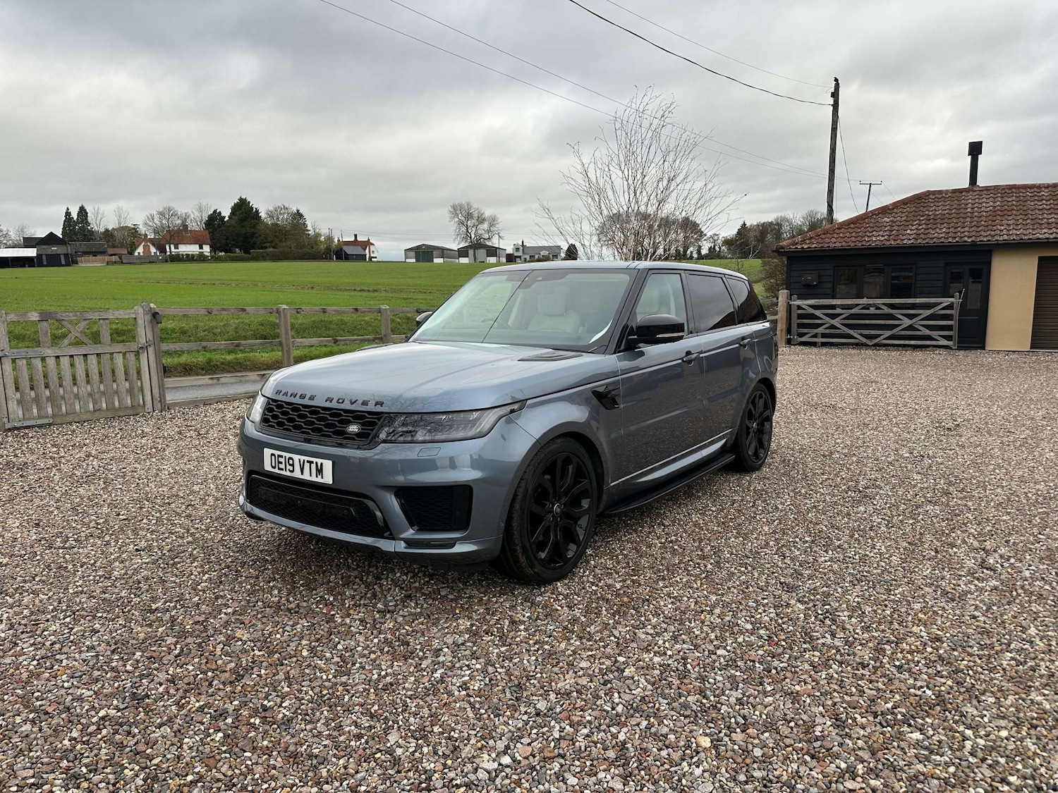 Used Land Rover Range Rover Sport 2019 for sale - 76670923: Photo 2