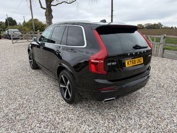 Used Volvo XC90 2019 for sale - 76235440: Photo 3