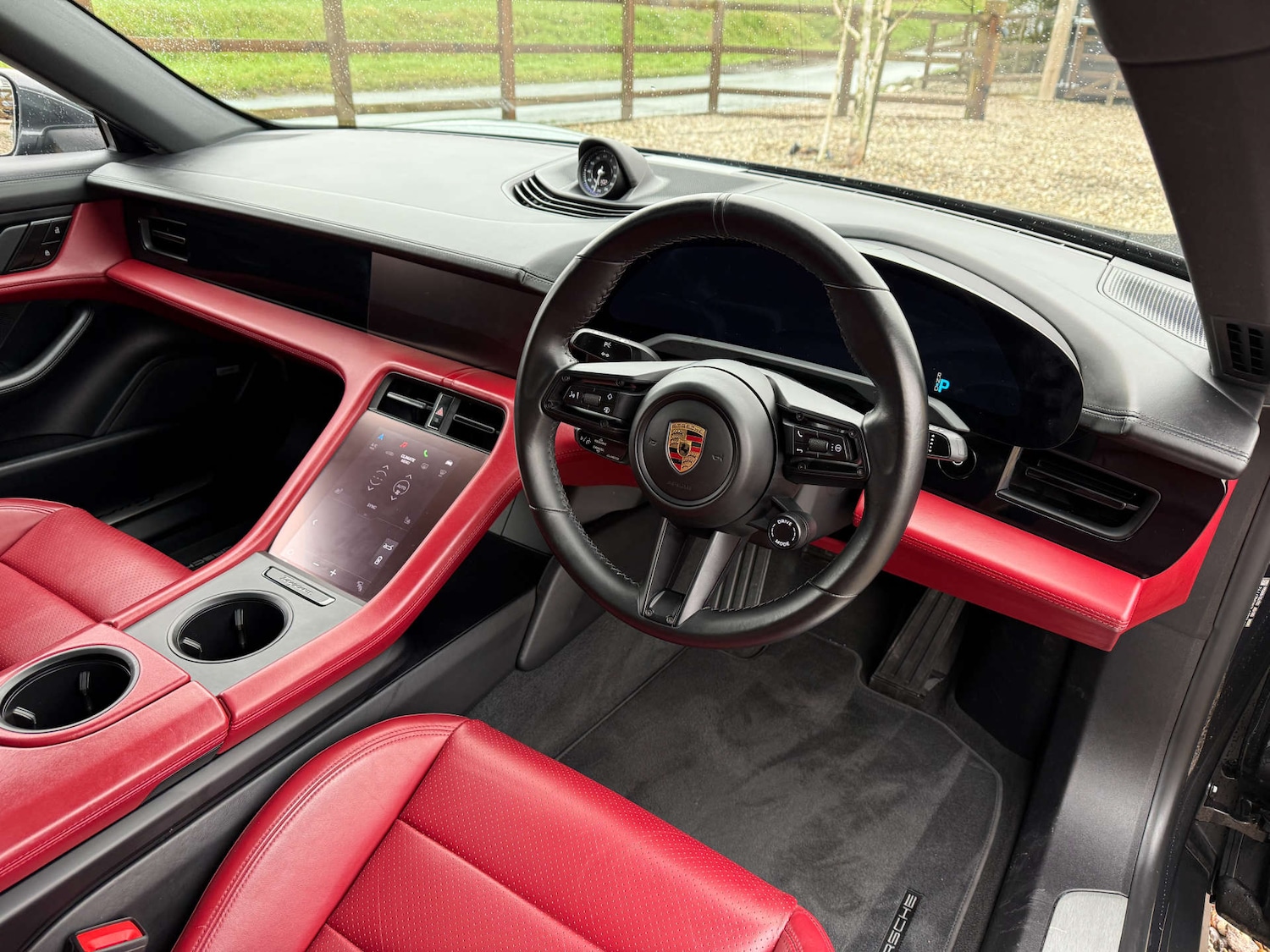 Used Porsche Taycan 2020 for sale - 77469855: Photo 21