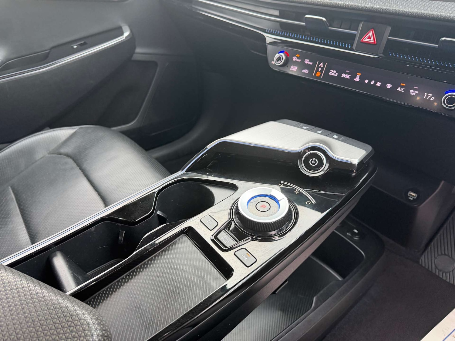 Used Kia EV6 2022 for sale - 77372549: Photo 18