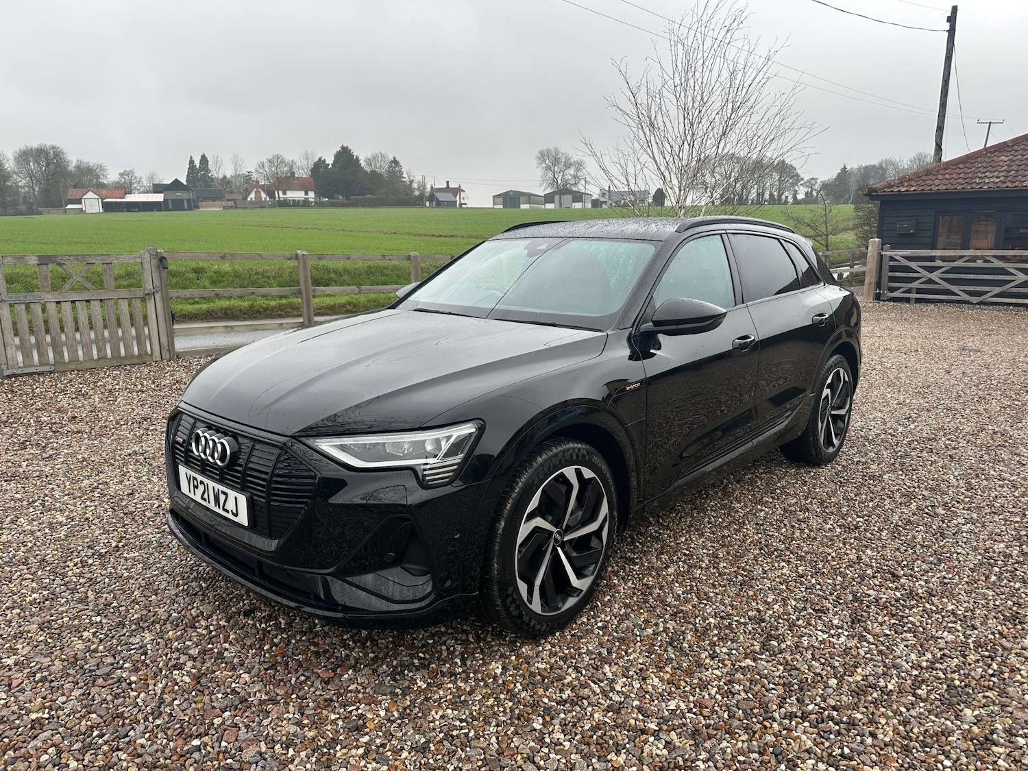 Used Audi e-tron 2021 for sale - 77022586: Photo 2