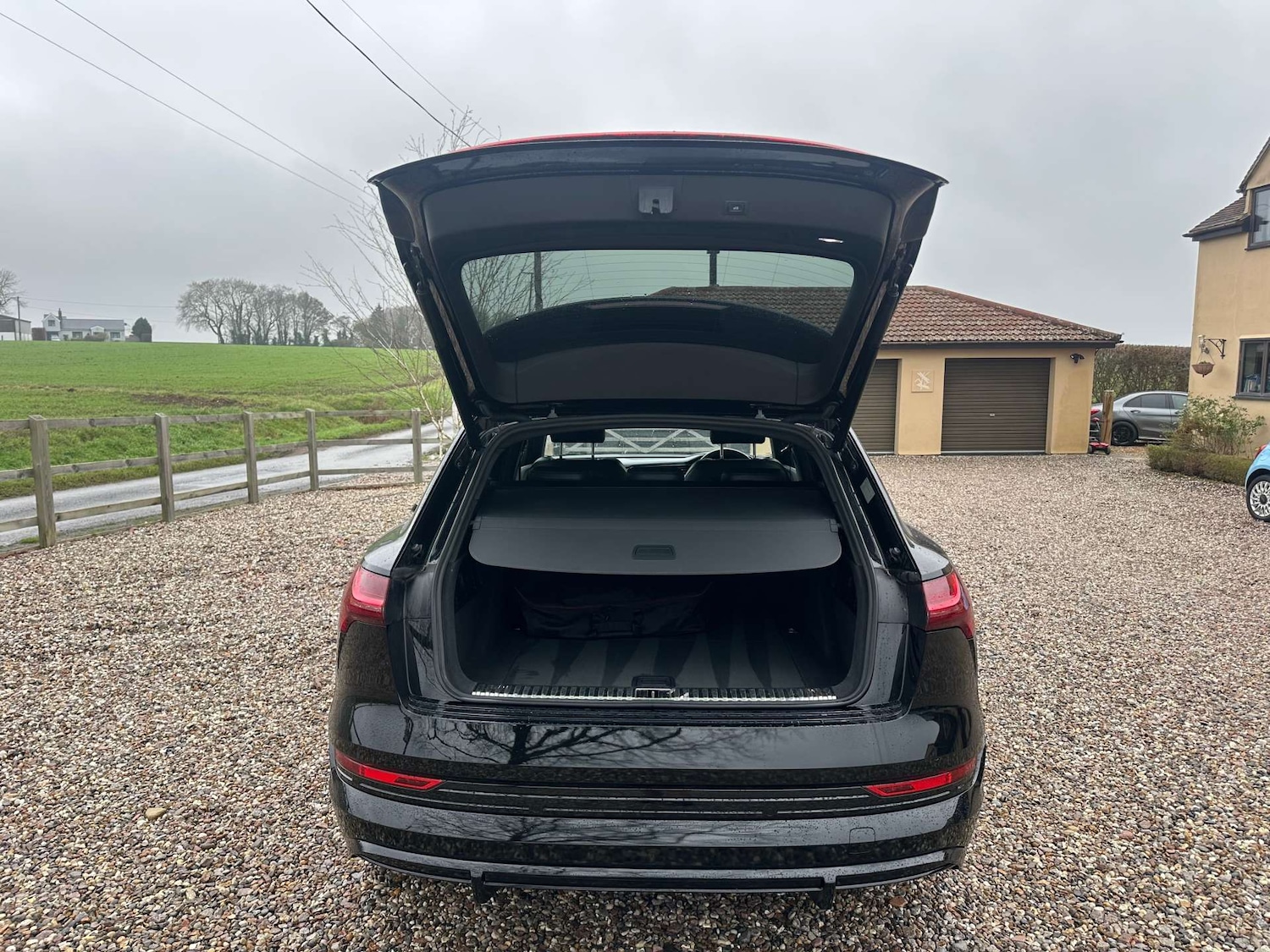 Used Audi e-tron 2021 for sale - 77022586: Photo 9