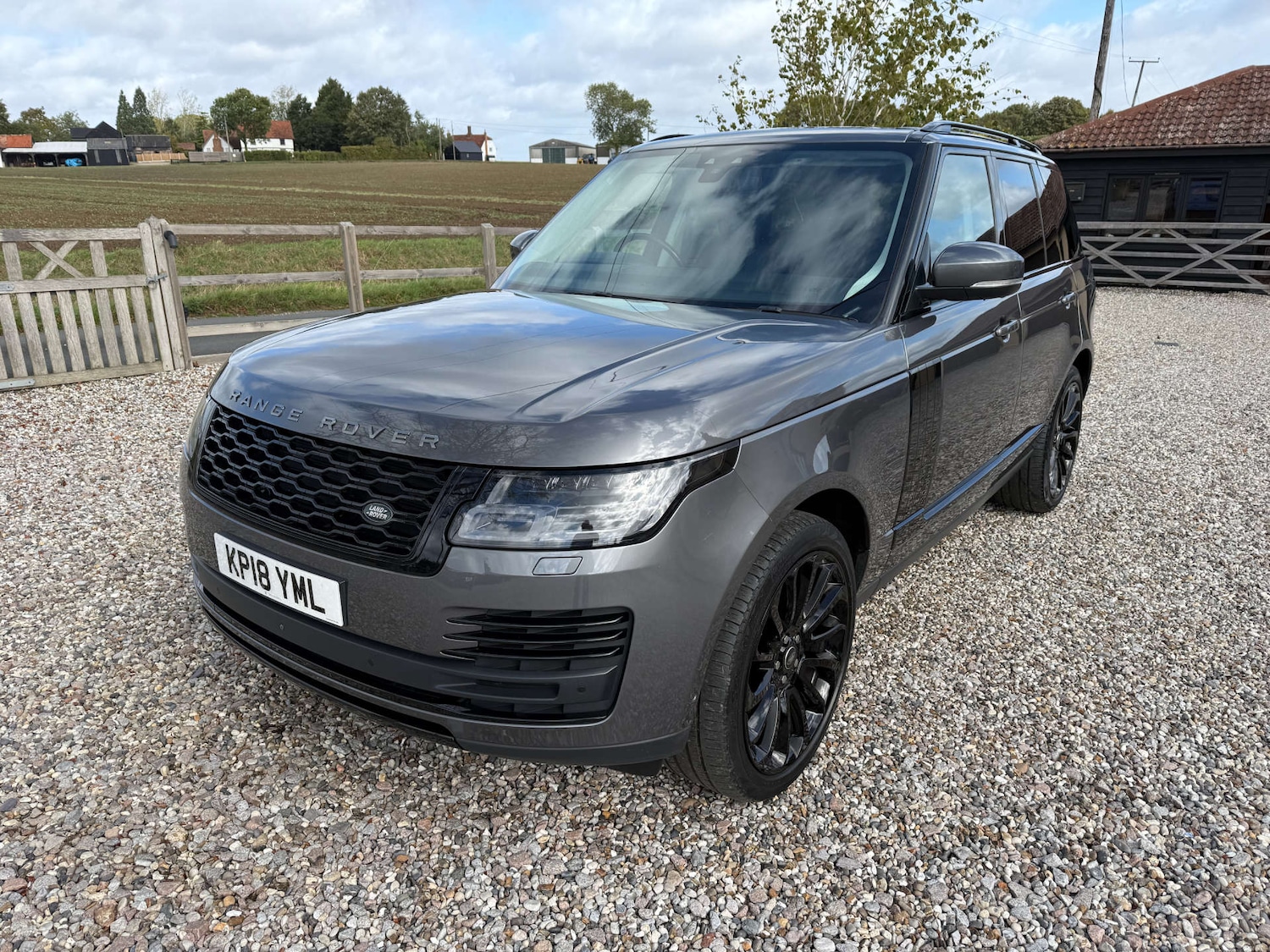 Used Land Rover Range Rover 2018 for sale - 76602201: Photo 2