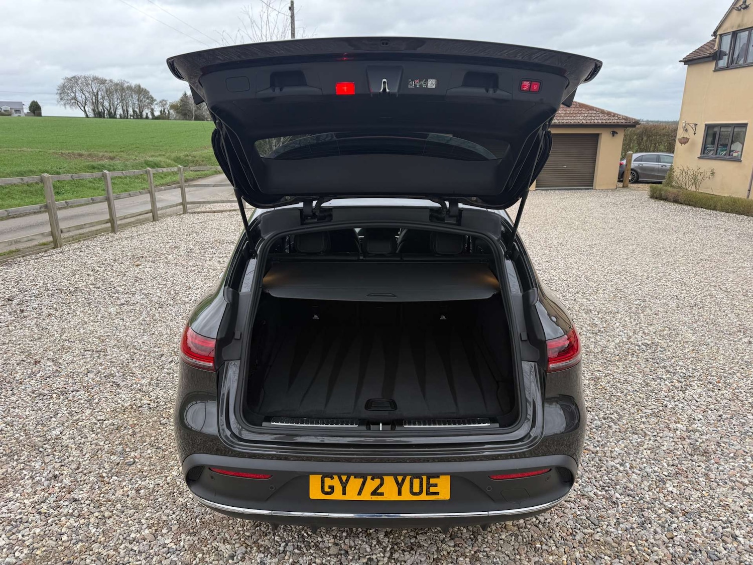 Used Mercedes-Benz EQC 2022 for sale - 77707528: Photo 13