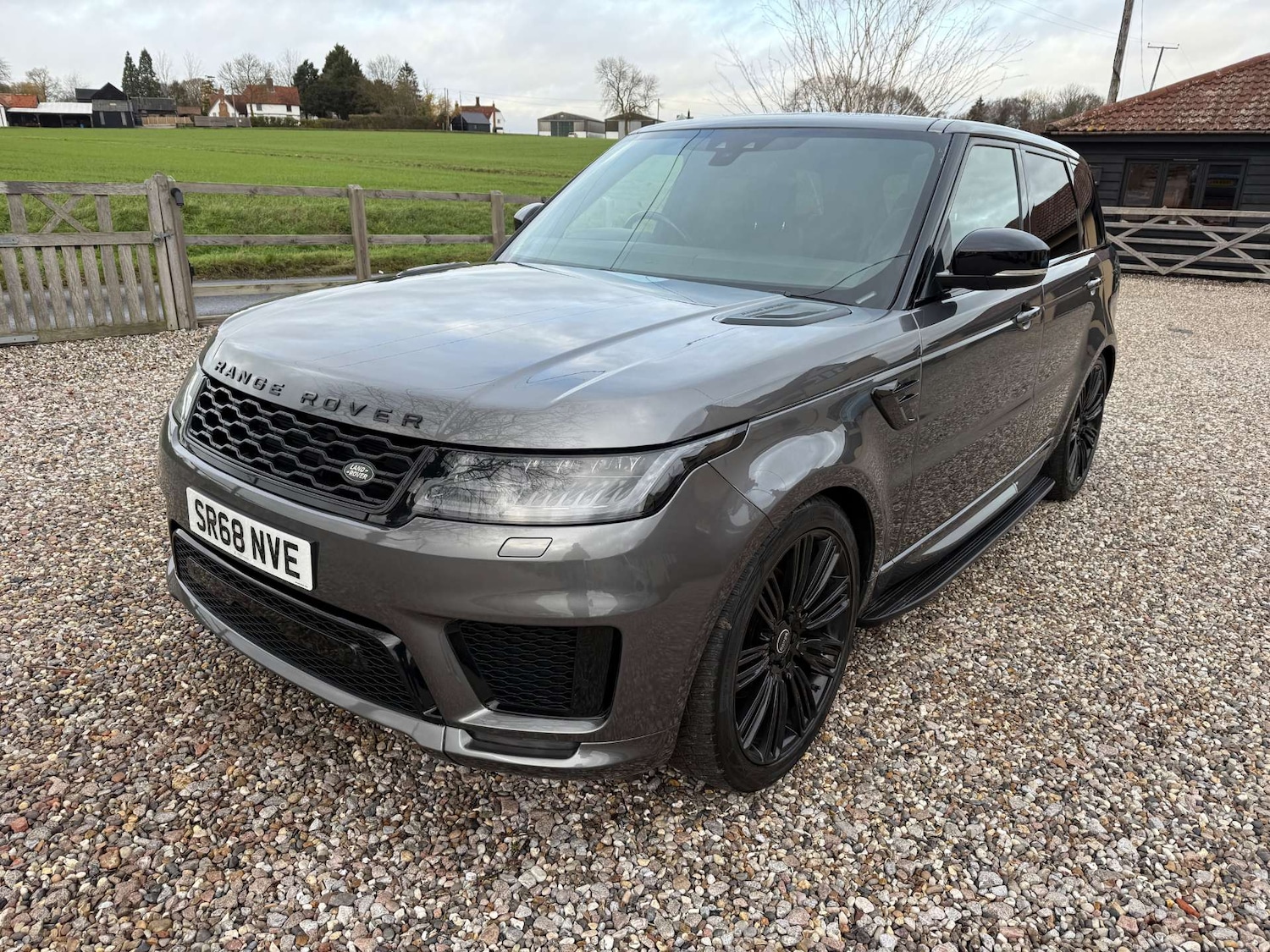 Used Land Rover Range Rover Sport 2019 for sale - 76855235: Photo 2