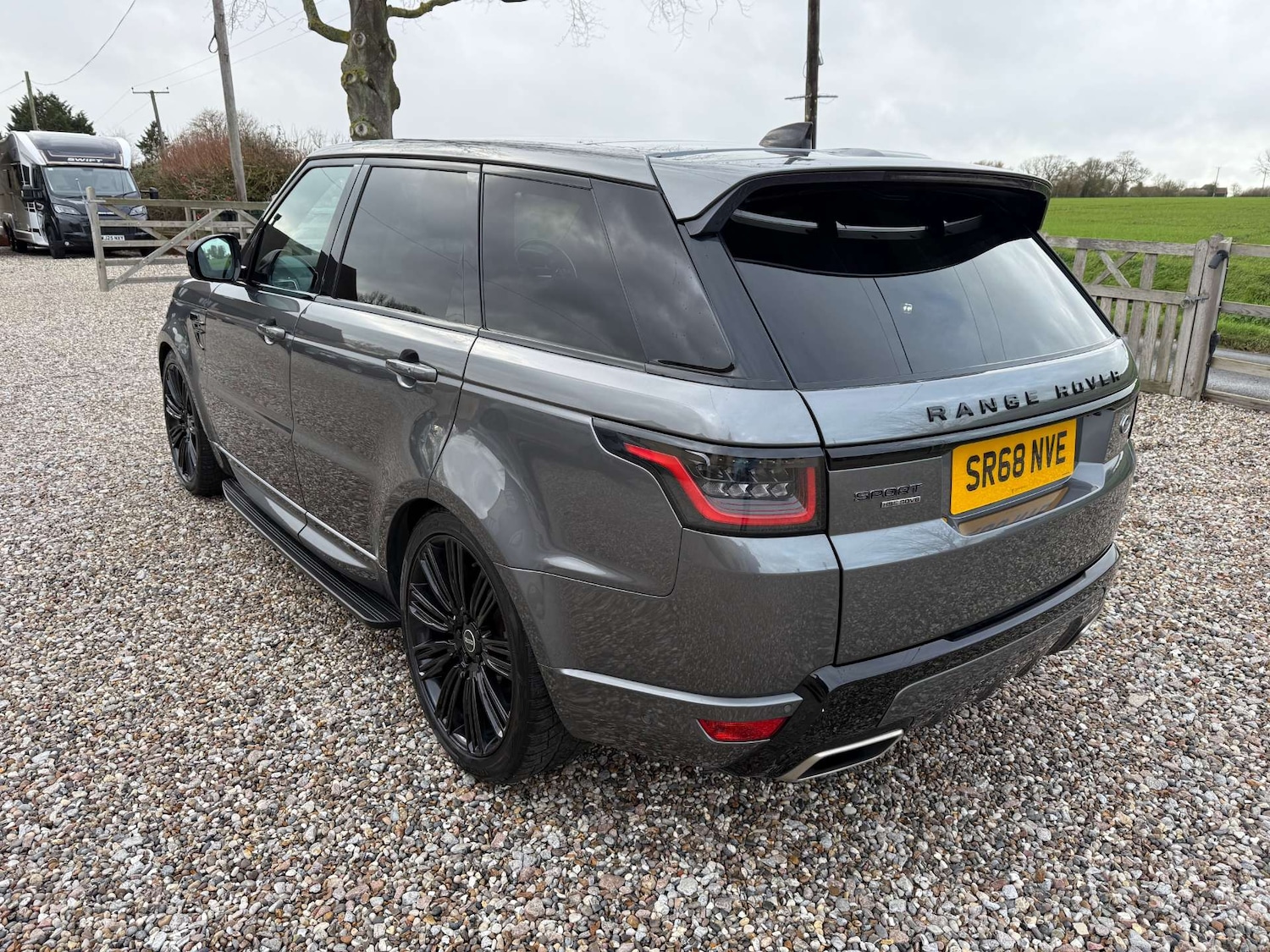 Used Land Rover Range Rover Sport 2019 for sale - 76855235: Photo 3